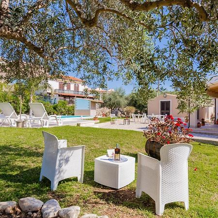 Villa Degli Ulivi アヴォラ エクステリア 写真
