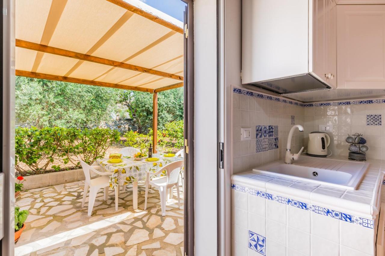 Villa Degli Ulivi アヴォラ エクステリア 写真