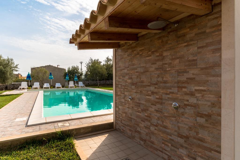 Villa Degli Ulivi アヴォラ エクステリア 写真